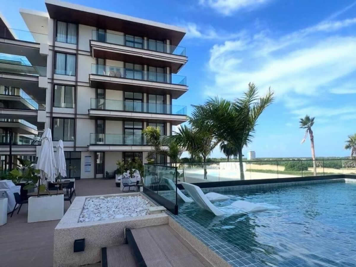 AB70, 3 Bedroom condo for sale at Azzure - Las Iguanas - Cap Cana